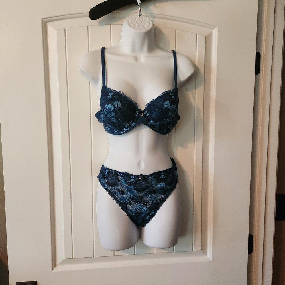 Victoria's Secret Bra